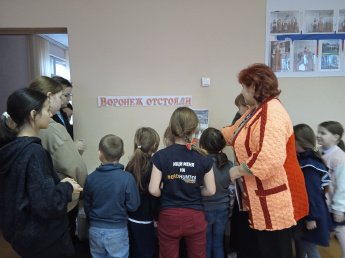 Патриотический час «Воронеж отстояли». 