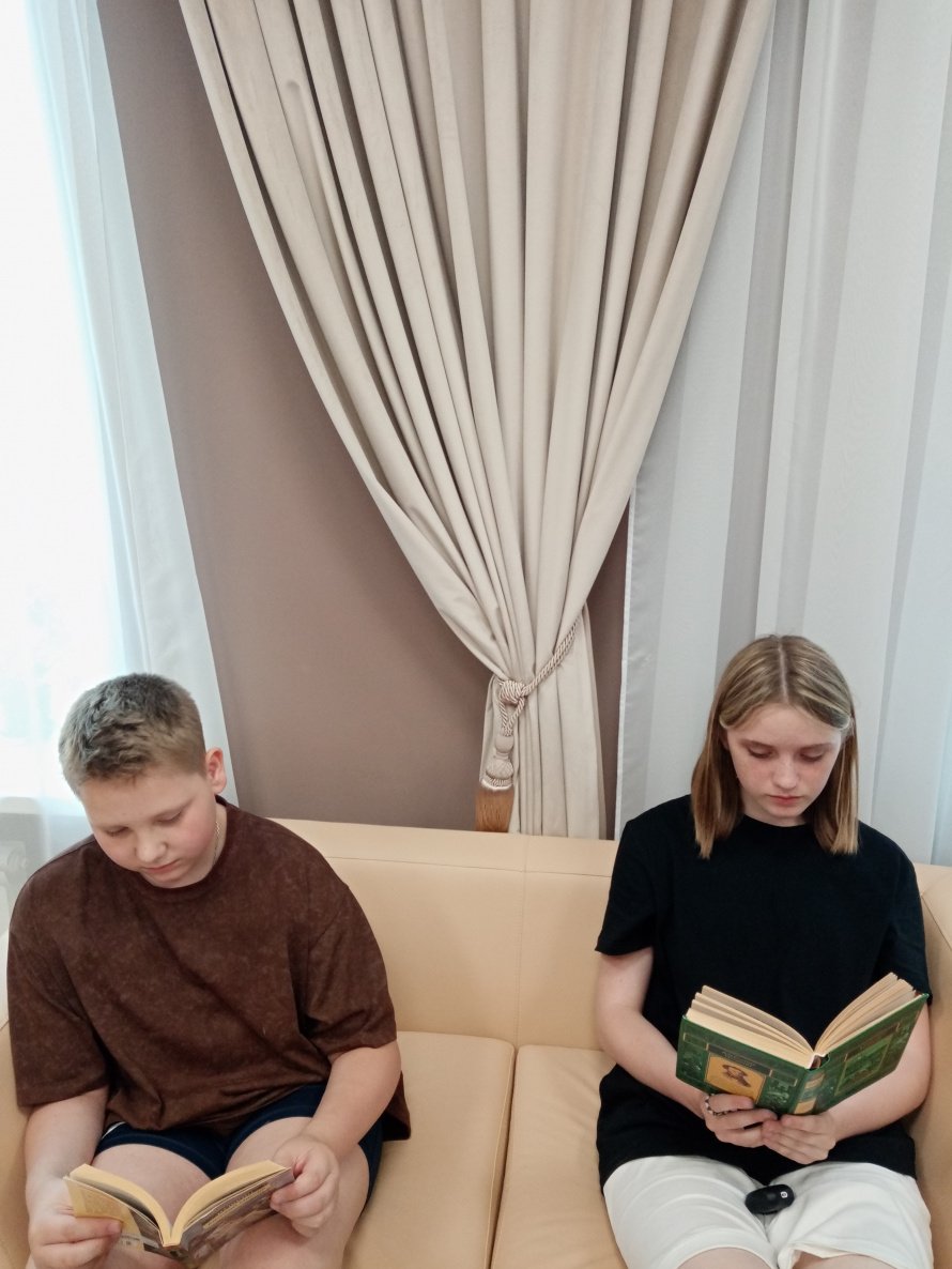  Поэтический час «Читаем Пушкина!».